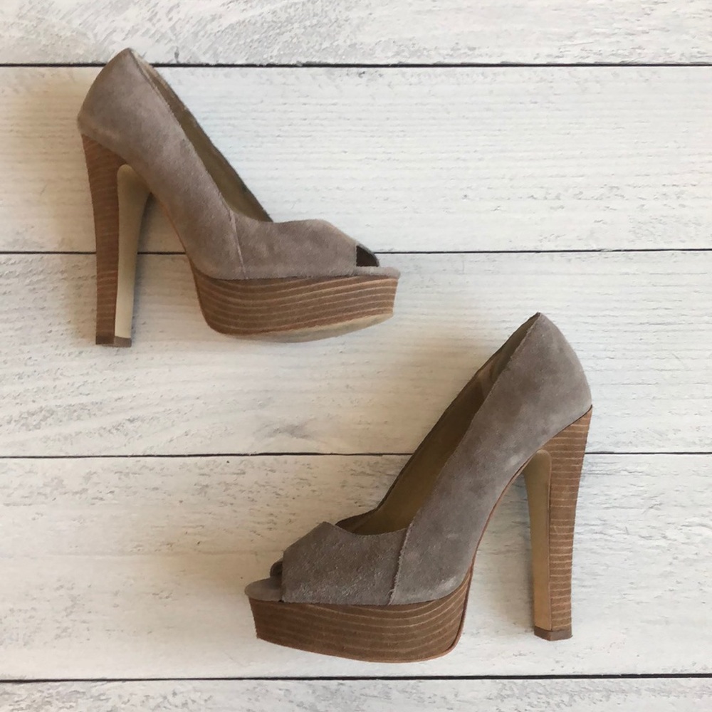 Steve Madden taupe platform heels size 7